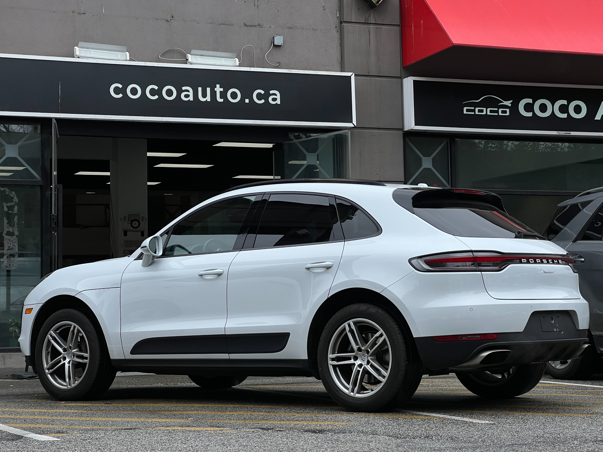 2020 Porsche Macan - Image 7